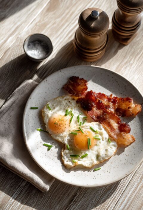 Low FODMAP Bacon and Eggs Recipe